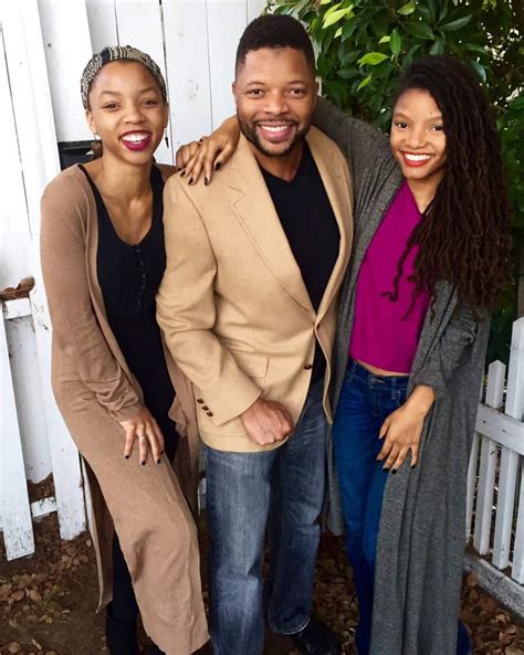 chloe x halle parents photos